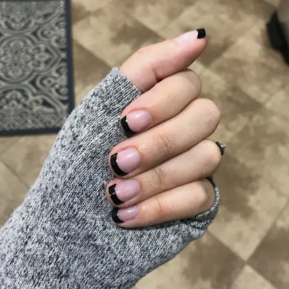 *Retired* Color Street: Gotham Night | Black French Tips Manicure Goth Classic - Picture 8 of 12